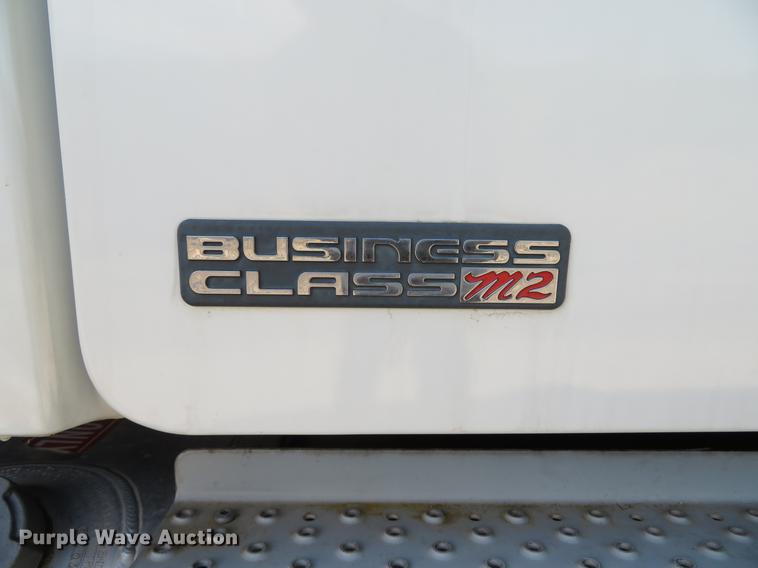 image for item DE8065 2004 Freightliner Business Class M2 box truck