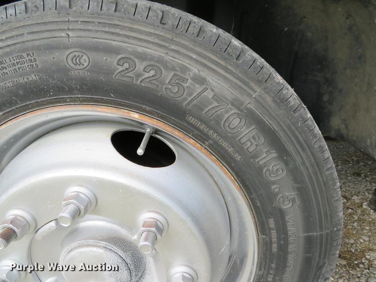 image for item DE8066 2006 Chevrolet C4500 Crew Cab flatbed truck