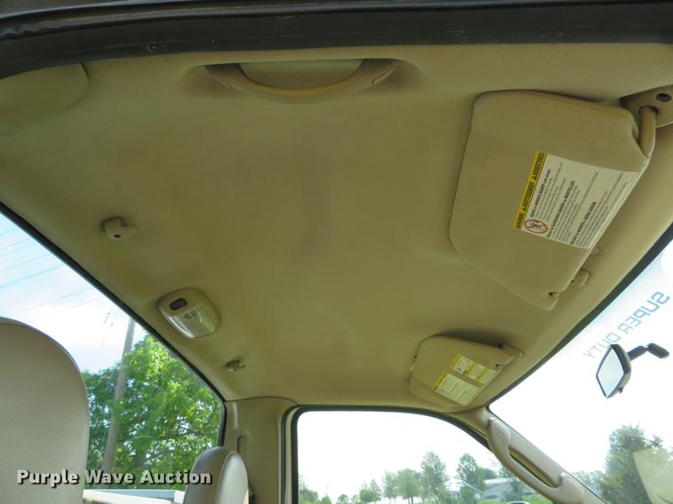 image for item DE8067 2006 Ford F550 Super Duty XL utility truck