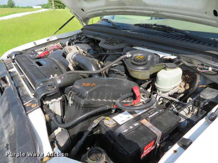 image for item DE8067 2006 Ford F550 Super Duty XL utility truck