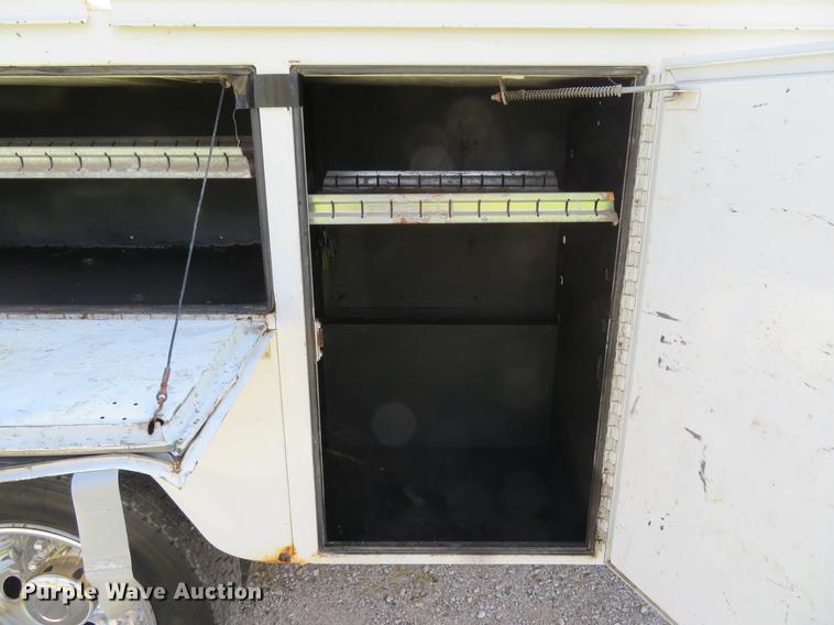 image for item DE8067 2006 Ford F550 Super Duty XL utility truck