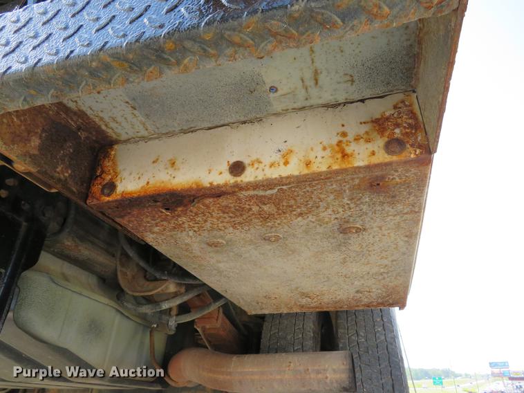 image for item DE8067 2006 Ford F550 Super Duty XL utility truck