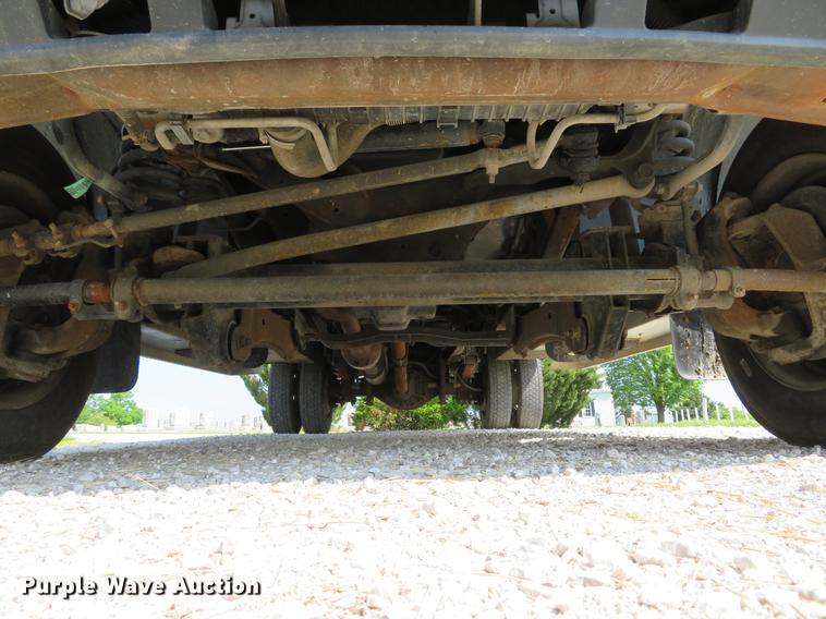 image for item DE8067 2006 Ford F550 Super Duty XL utility truck