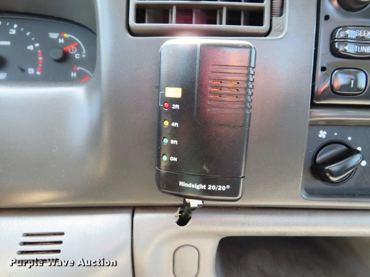 image for item DE8069 2004 Ford F550 Super Duty XL utility truck