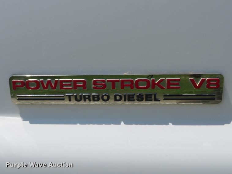 image for item DE8069 2004 Ford F550 Super Duty XL utility truck