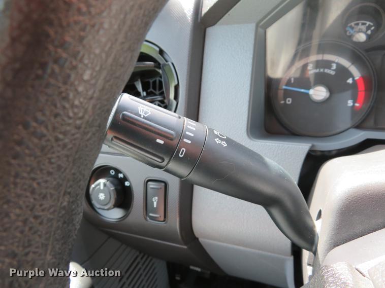 image for item DE8078 2015 Ford F250 Super Duty XL Crew Cab pickup truck