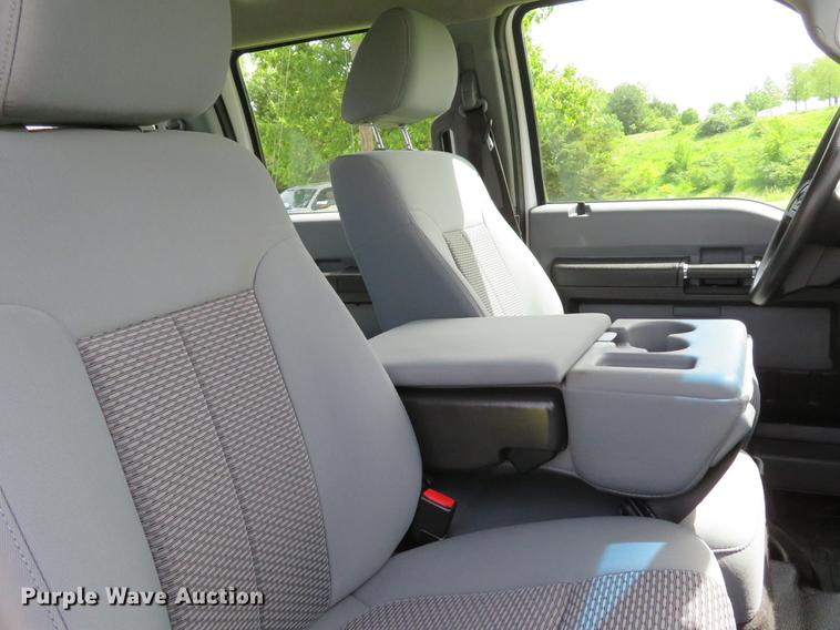 image for item DE8078 2015 Ford F250 Super Duty XL Crew Cab pickup truck