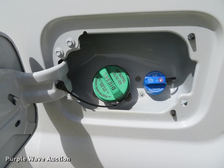 image for item DE8078 2015 Ford F250 Super Duty XL Crew Cab pickup truck