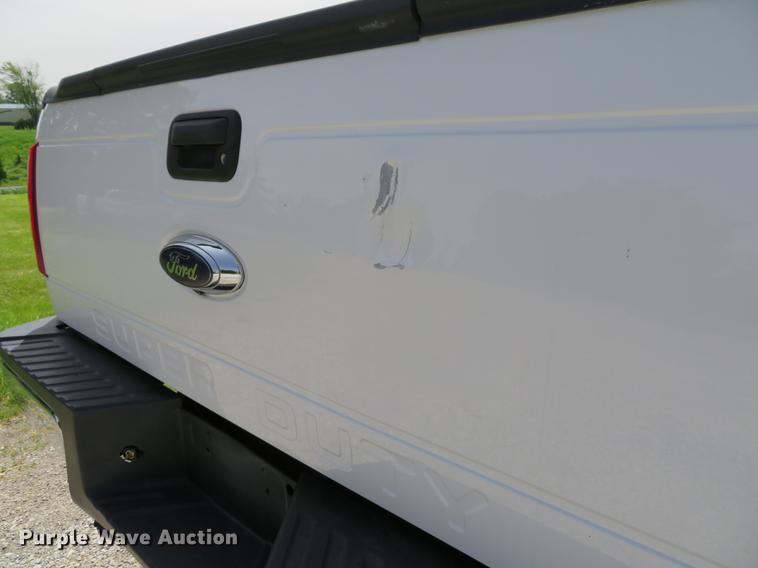 image for item DE8078 2015 Ford F250 Super Duty XL Crew Cab pickup truck