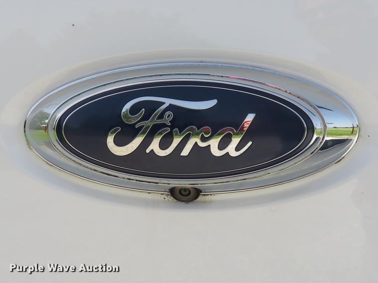 image for item DE8078 2015 Ford F250 Super Duty XL Crew Cab pickup truck