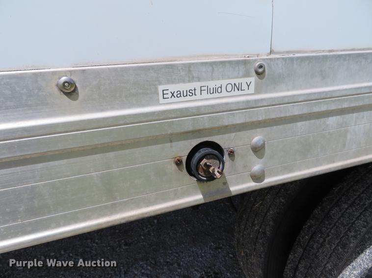 image for item DE8079 2011 Ford F550 Super Duty XL Crew Cab box truck