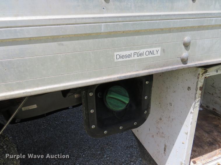 image for item DE8079 2011 Ford F550 Super Duty XL Crew Cab box truck