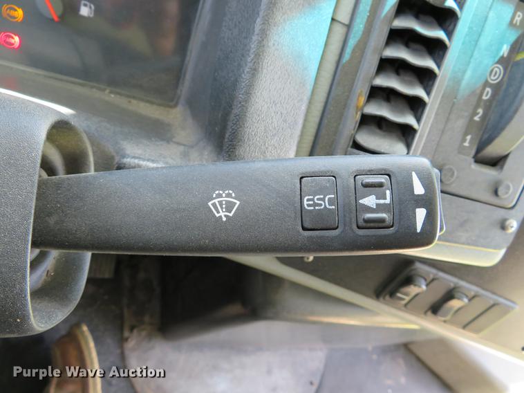 image for item DE8082 2010 Blue Bird Vision bus