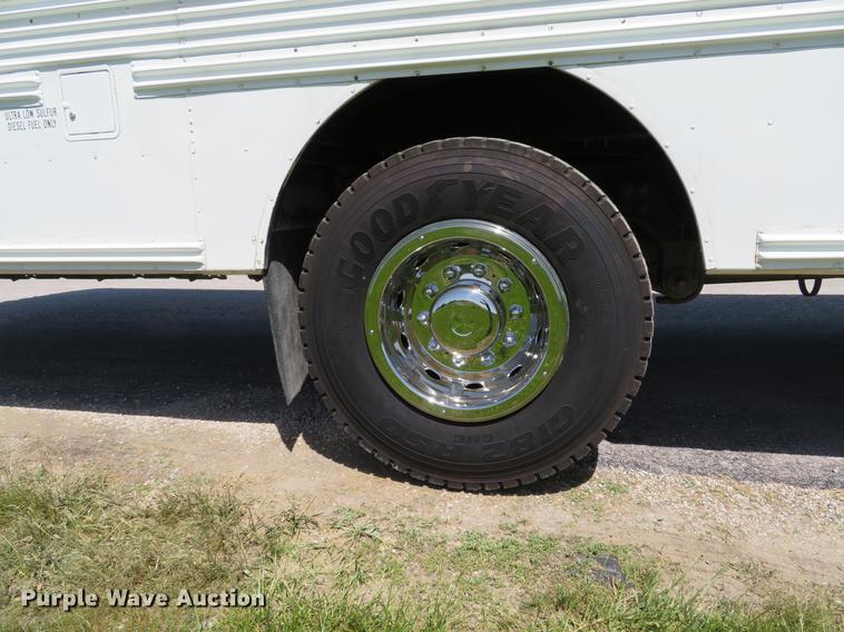 image for item DE8082 2010 Blue Bird Vision bus