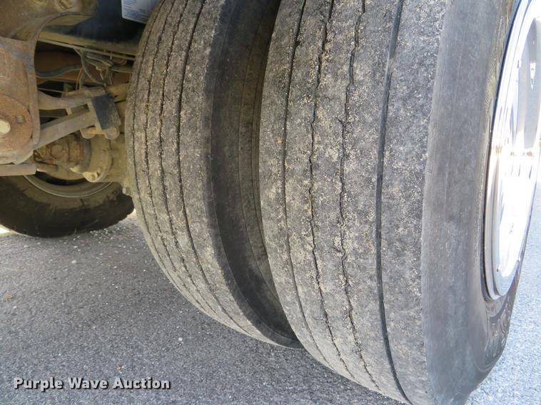 image for item DE8082 2010 Blue Bird Vision bus