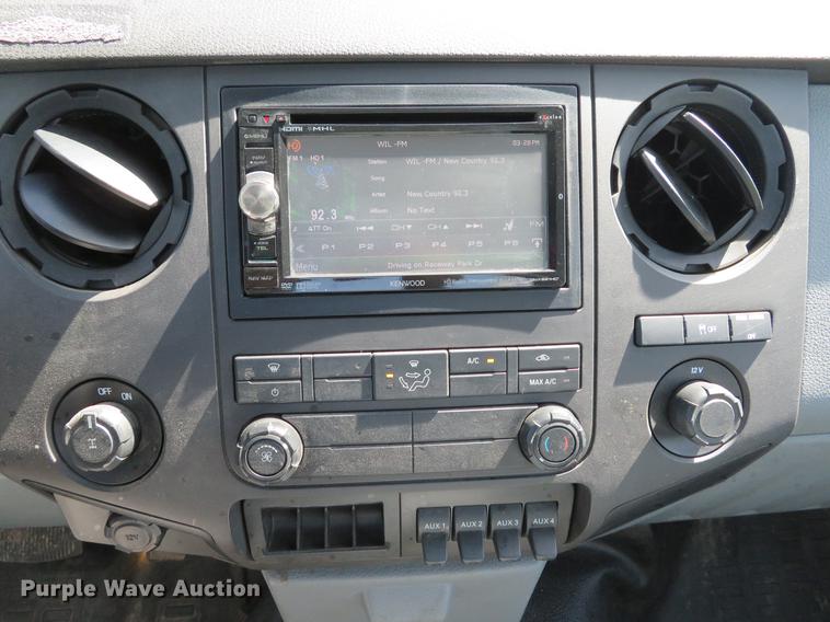 image for item DE8083 2012 Ford F350 Super Duty XL utility bed pickup truck