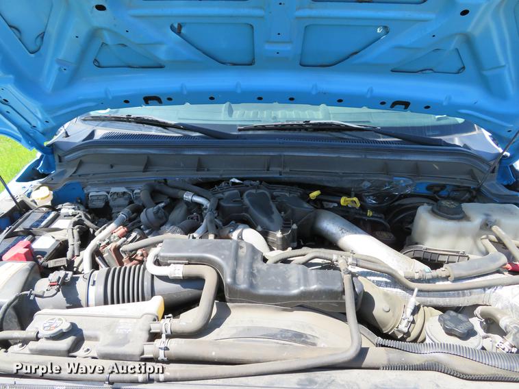 image for item DE8083 2012 Ford F350 Super Duty XL utility bed pickup truck