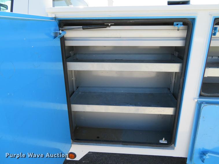 image for item DE8083 2012 Ford F350 Super Duty XL utility bed pickup truck