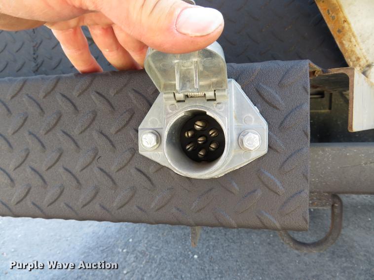 image for item DE8083 2012 Ford F350 Super Duty XL utility bed pickup truck