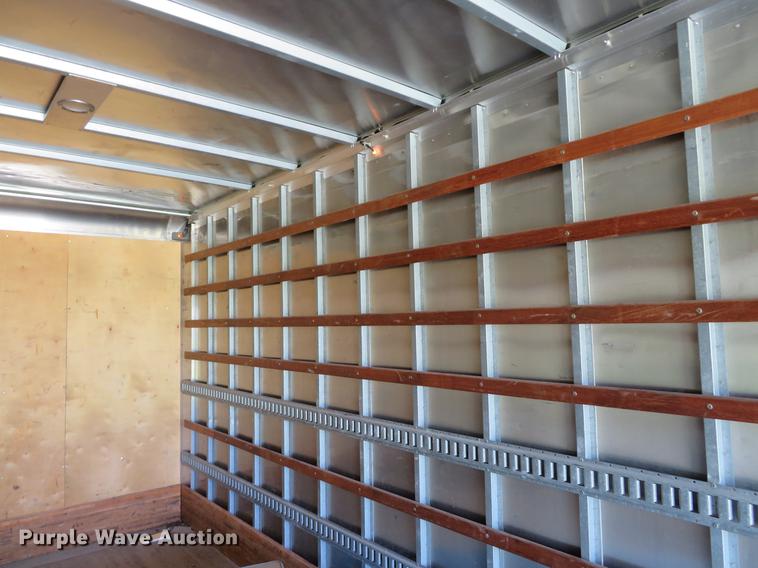 image for item DE8085 2013 International 4300 box truck