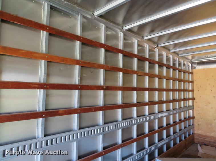 image for item DE8085 2013 International 4300 box truck