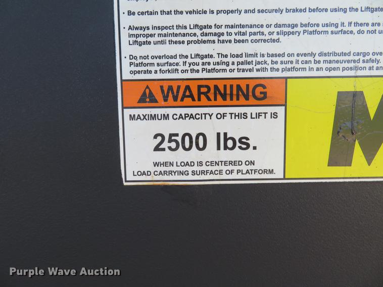 image for item DE8085 2013 International 4300 box truck