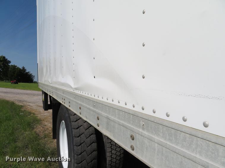 image for item DE8085 2013 International 4300 box truck