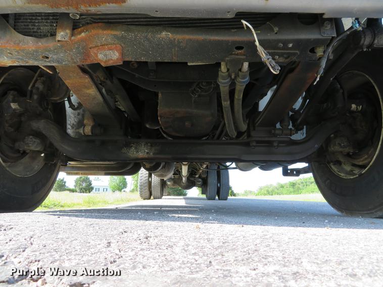 image for item DE8085 2013 International 4300 box truck