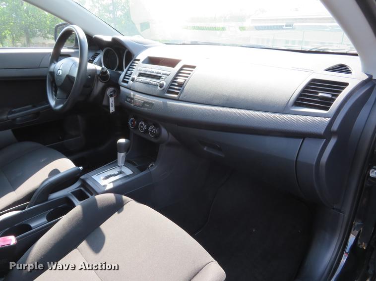 image for item DE8086 2010 Mitsubishi Lancer