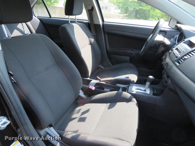 image for item DE8086 2010 Mitsubishi Lancer