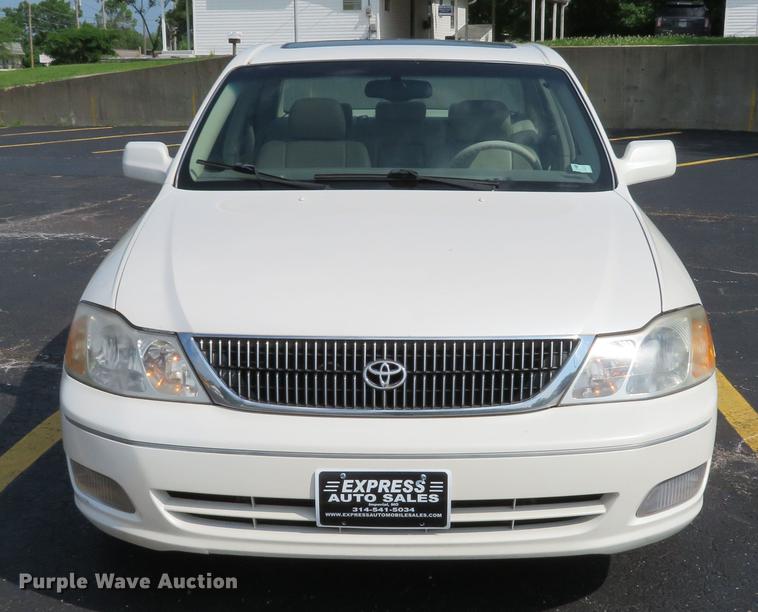 image for item DE8087 2000 Toyota Avalon XLS