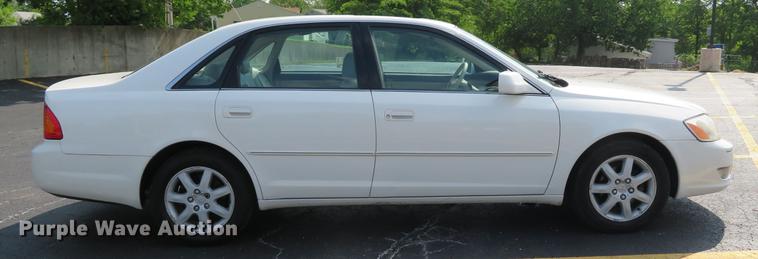 image for item DE8087 2000 Toyota Avalon XLS