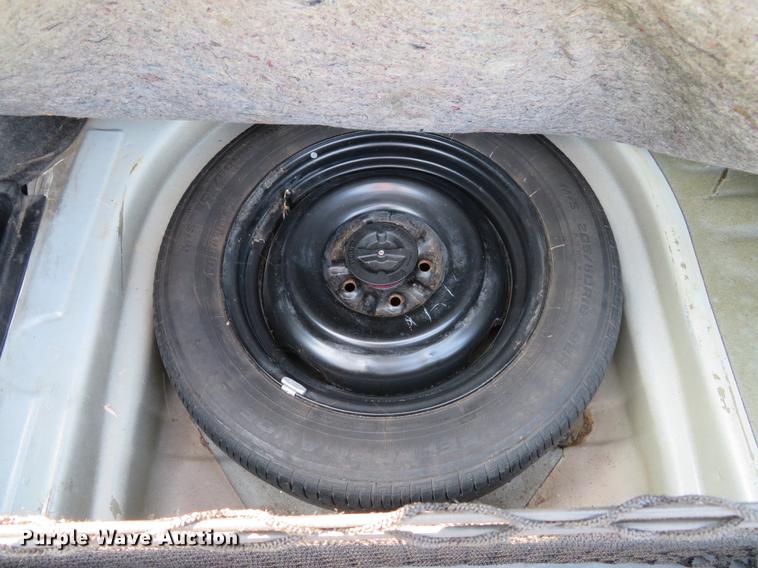 image for item DE8087 2000 Toyota Avalon XLS