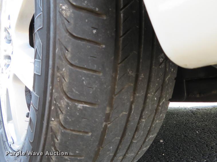 image for item DE8087 2000 Toyota Avalon XLS