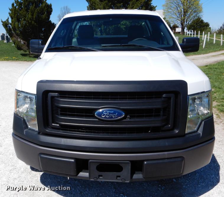 image for item DE8298 2013 Ford F150 XL pickup truck