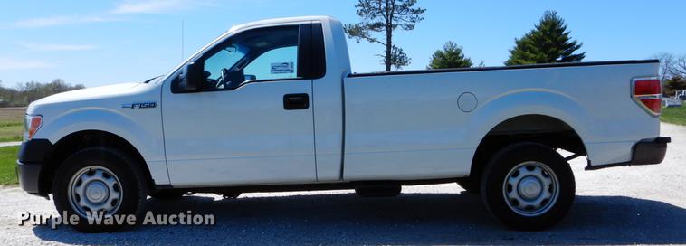 image for item DE8298 2013 Ford F150 XL pickup truck