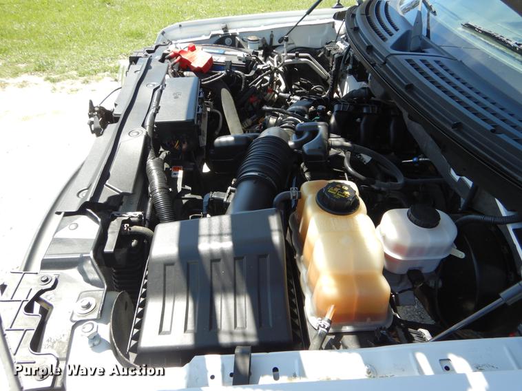 image for item DE8298 2013 Ford F150 XL pickup truck