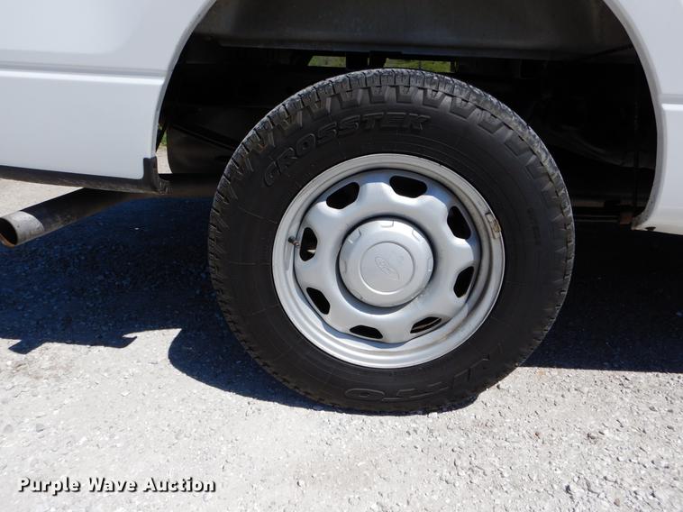 image for item DE8298 2013 Ford F150 XL pickup truck