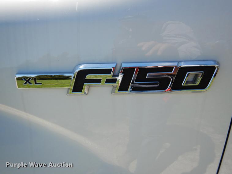 image for item DE8298 2013 Ford F150 XL pickup truck
