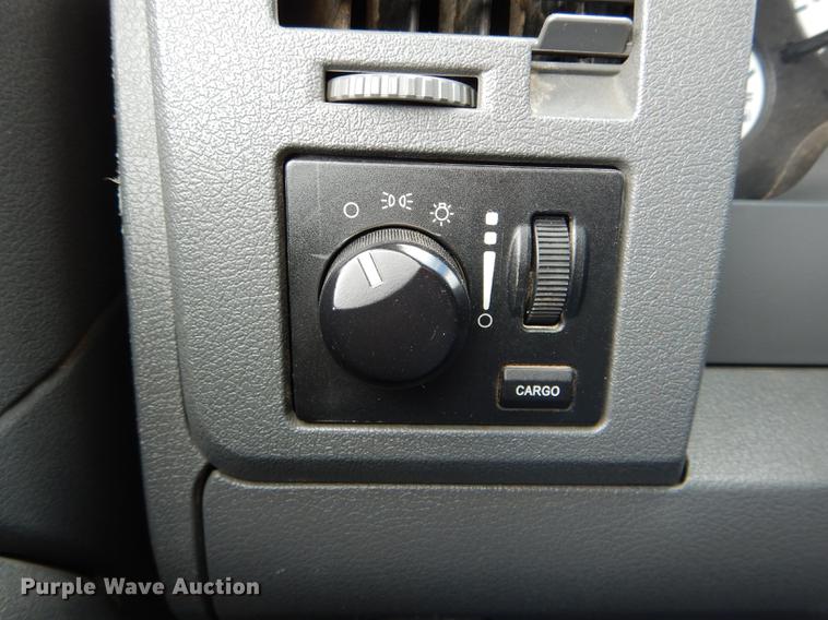 image for item DE8397 2008 Dodge Ram 4500HD Quad Cab utility truck