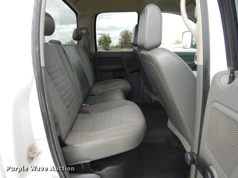 image for item DE8397 2008 Dodge Ram 4500HD Quad Cab utility truck