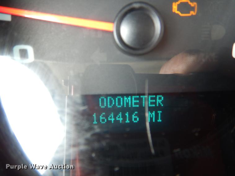 image for item DE8398 2013 Chevrolet Silverado 3500HD Crew Cab pickup truck