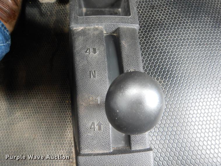 image for item DE8398 2013 Chevrolet Silverado 3500HD Crew Cab pickup truck