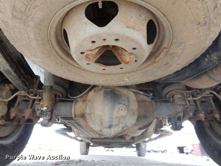 image for item DE8398 2013 Chevrolet Silverado 3500HD Crew Cab pickup truck