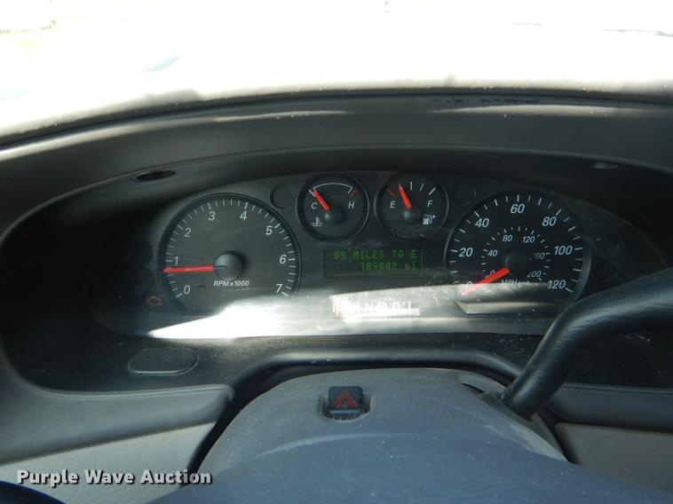 image for item DE8435 2007 Ford Taurus SE