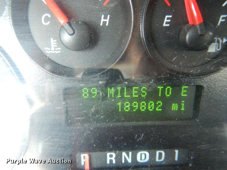 image for item DE8435 2007 Ford Taurus SE