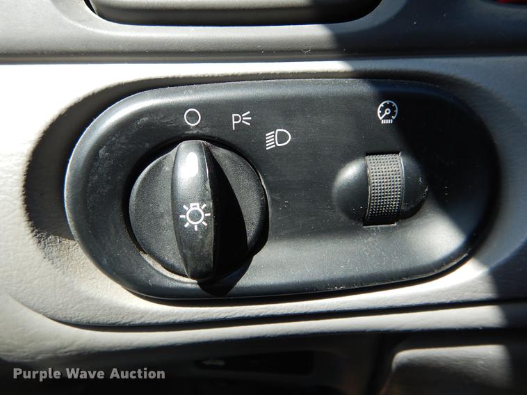 image for item DE8435 2007 Ford Taurus SE