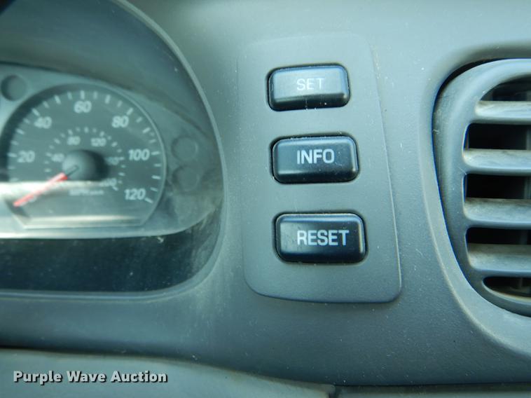 image for item DE8435 2007 Ford Taurus SE