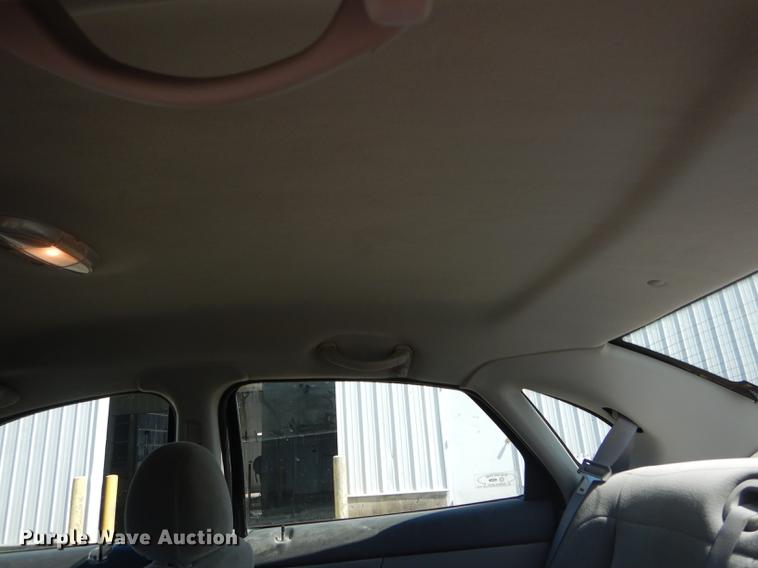 image for item DE8435 2007 Ford Taurus SE