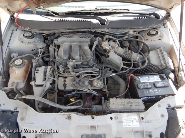 image for item DE8435 2007 Ford Taurus SE